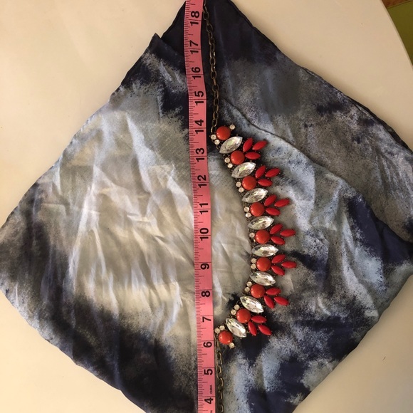 Scarlet and crystal statement collar necklace - Picture 2 of 3